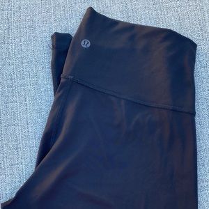 Lululemon cropped leggings